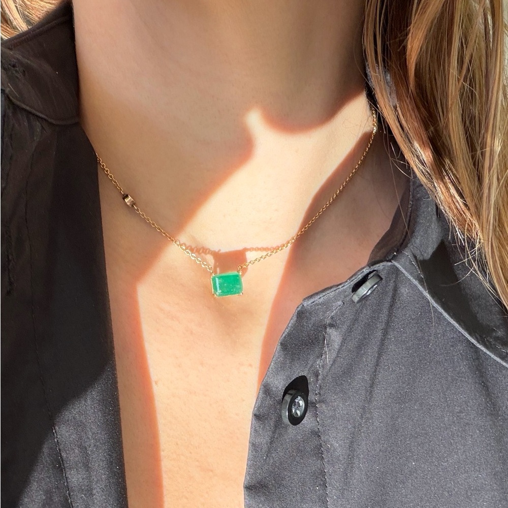 18k Emerald choker with Diamond